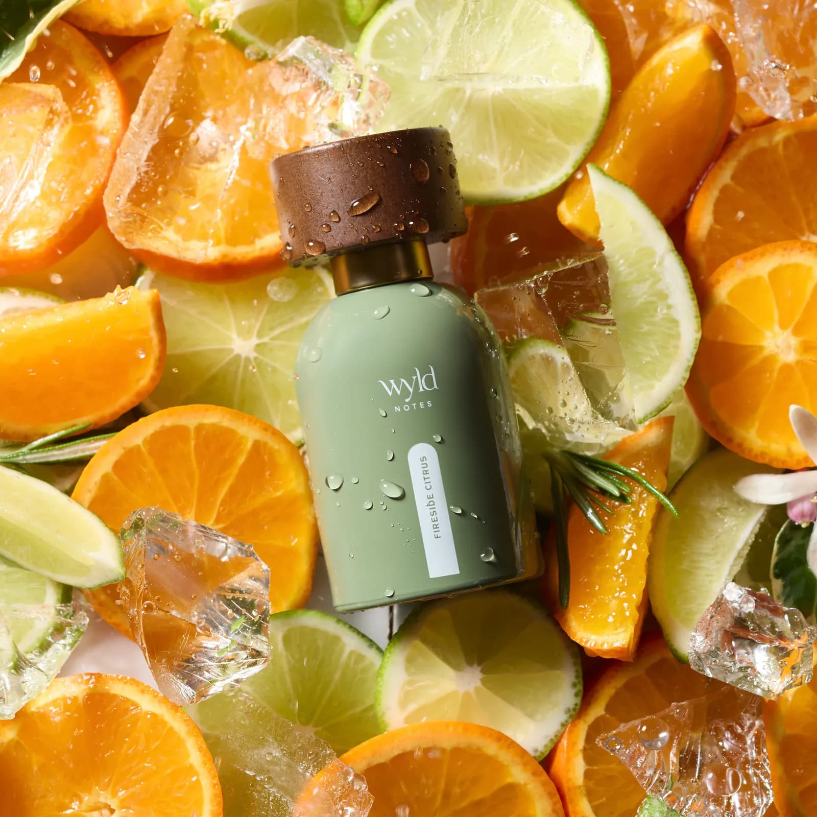 Fireside Citrus von Wyld Notes auf Eis zwischen Orangen, Mandarinen und Limetten